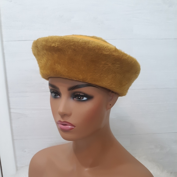 Sonni Accessories - Vintage rare 1960's sonni union italy hat